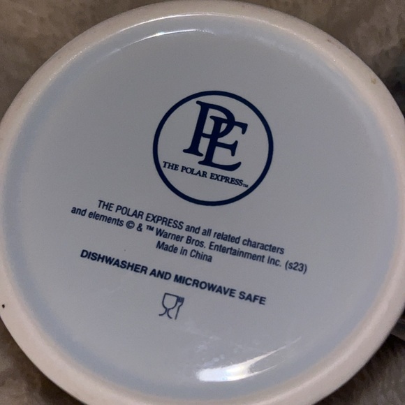 Polar express train coffee mugs set of two - Picture 4 of 7